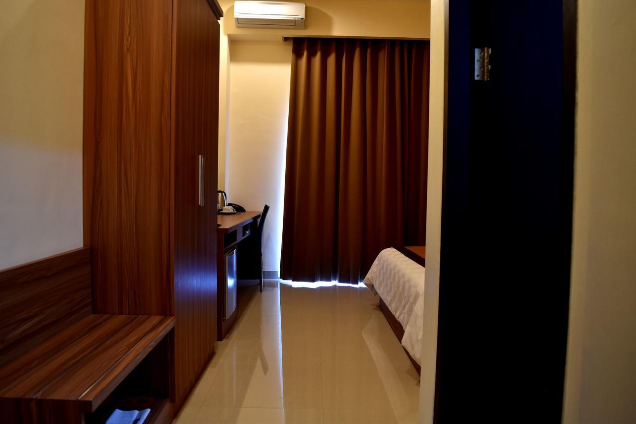 Padadita Beach Hotel ไวงาปู ภายนอก รูปภาพ